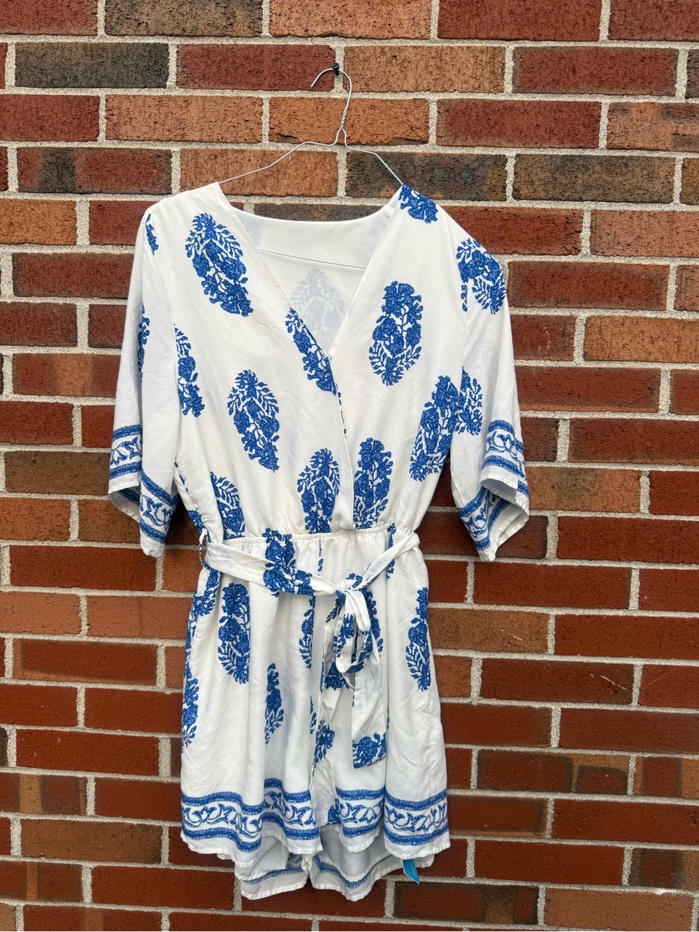NWT Cupshe Blue & White Printed Wrap Front Belted Romper Size Large